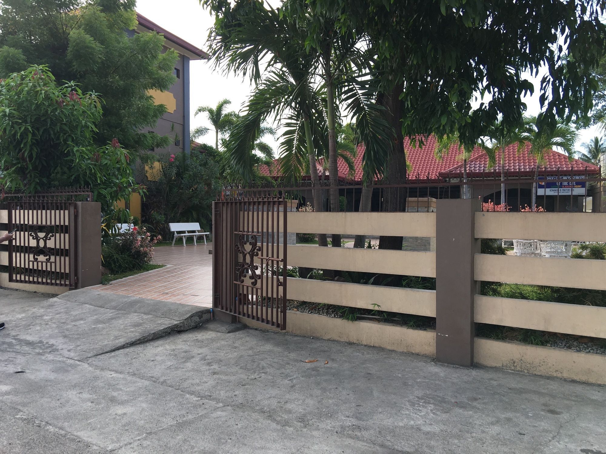 Hotel Casa Felipa Laoag Exterior foto